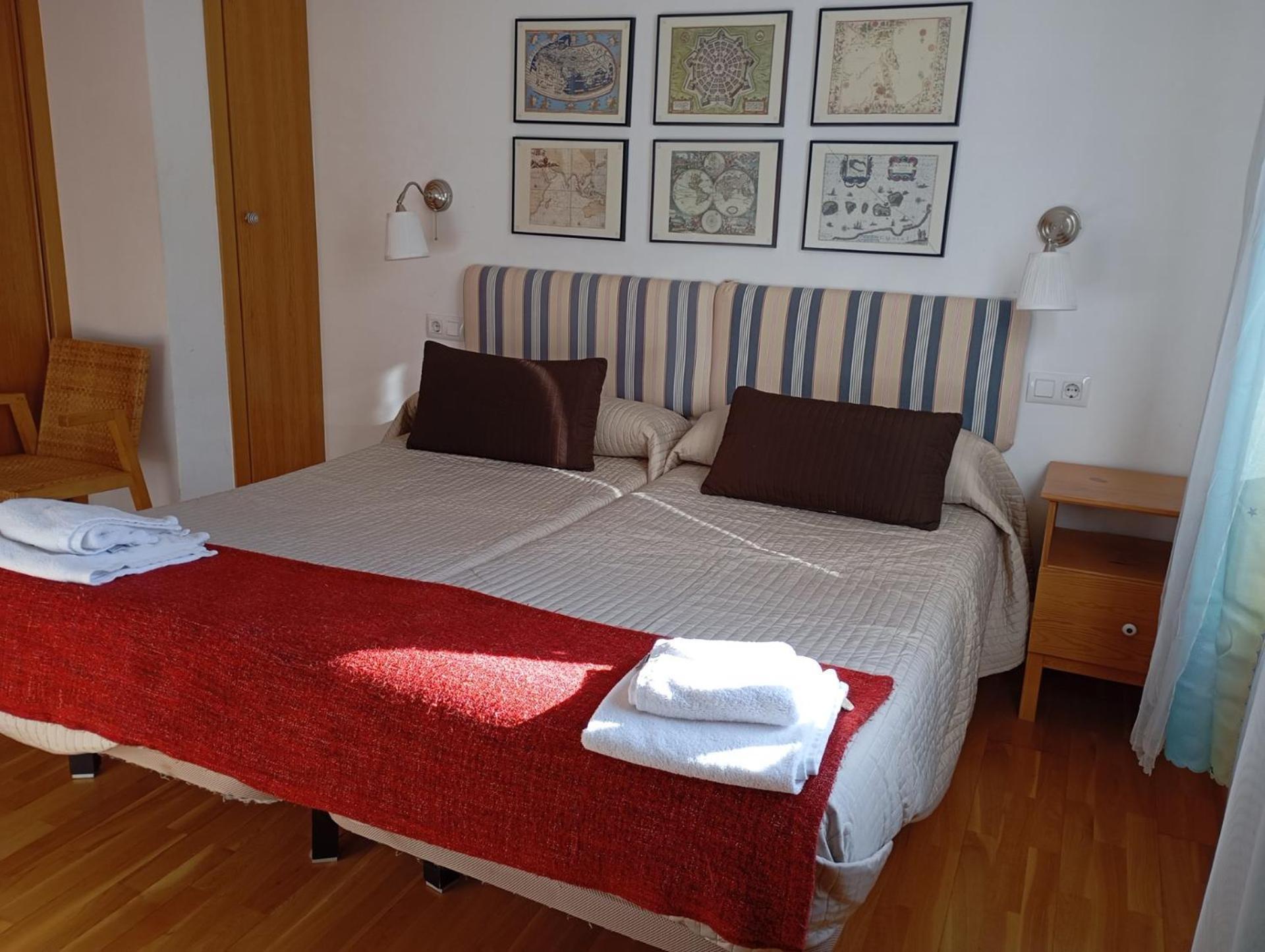 Apartamentos El Camino فيلافرانكا ديل بيرزو المظهر الخارجي الصورة